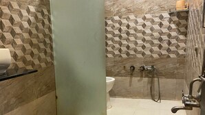 Room - Hotel Sadbhav (Ahmedabad)