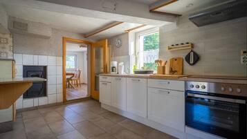 Réfrigérateur, plaque de cuisson, cafetiÚre/bouilloire