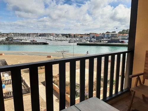 Duplex cosy avec piscine et parking à Capbreton