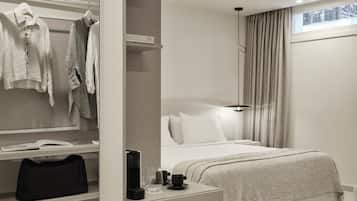 Basement Level Junior Suite with Window | Wi-Fi gratuito, lenzuola