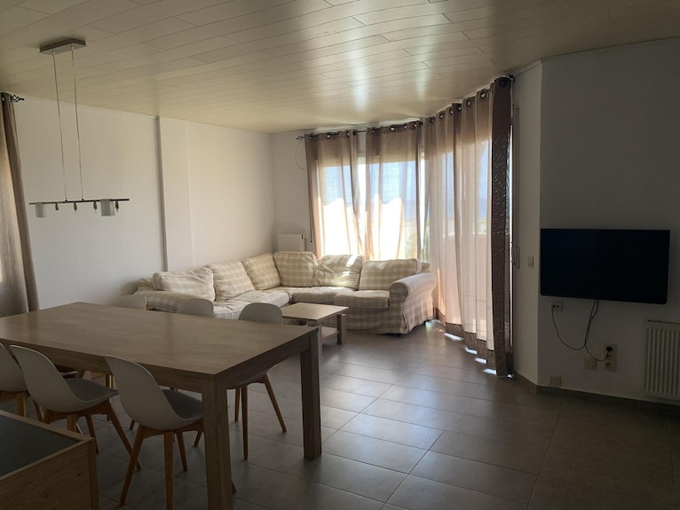 Beachfront Apartment With Sea View, 3 Br, A/c, Pool & Parking - Torredembarra - Altafulla