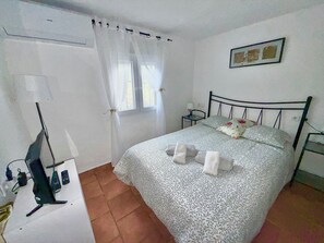 5 Schlafzimmer, Bügeleisen/Bügelbrett, Reisekinderbett, kostenloses WLAN