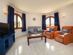 TV - Molines by Interhome (Calpe/Calp)