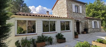 Domaine des 3 Cyprès Chez Nath & Pat