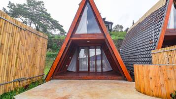 Rumah Segitiga | Terrace/patio