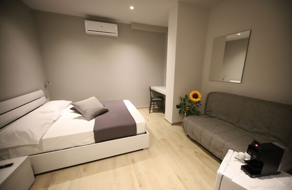 1 quarto, Wi-Fi de cortesia, roupa de cama