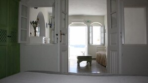 Apartment Caldera View Share Jetted Tub