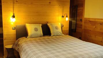 2 sovrum, skrivbord, gratis wi-fi och sÀngklÀder