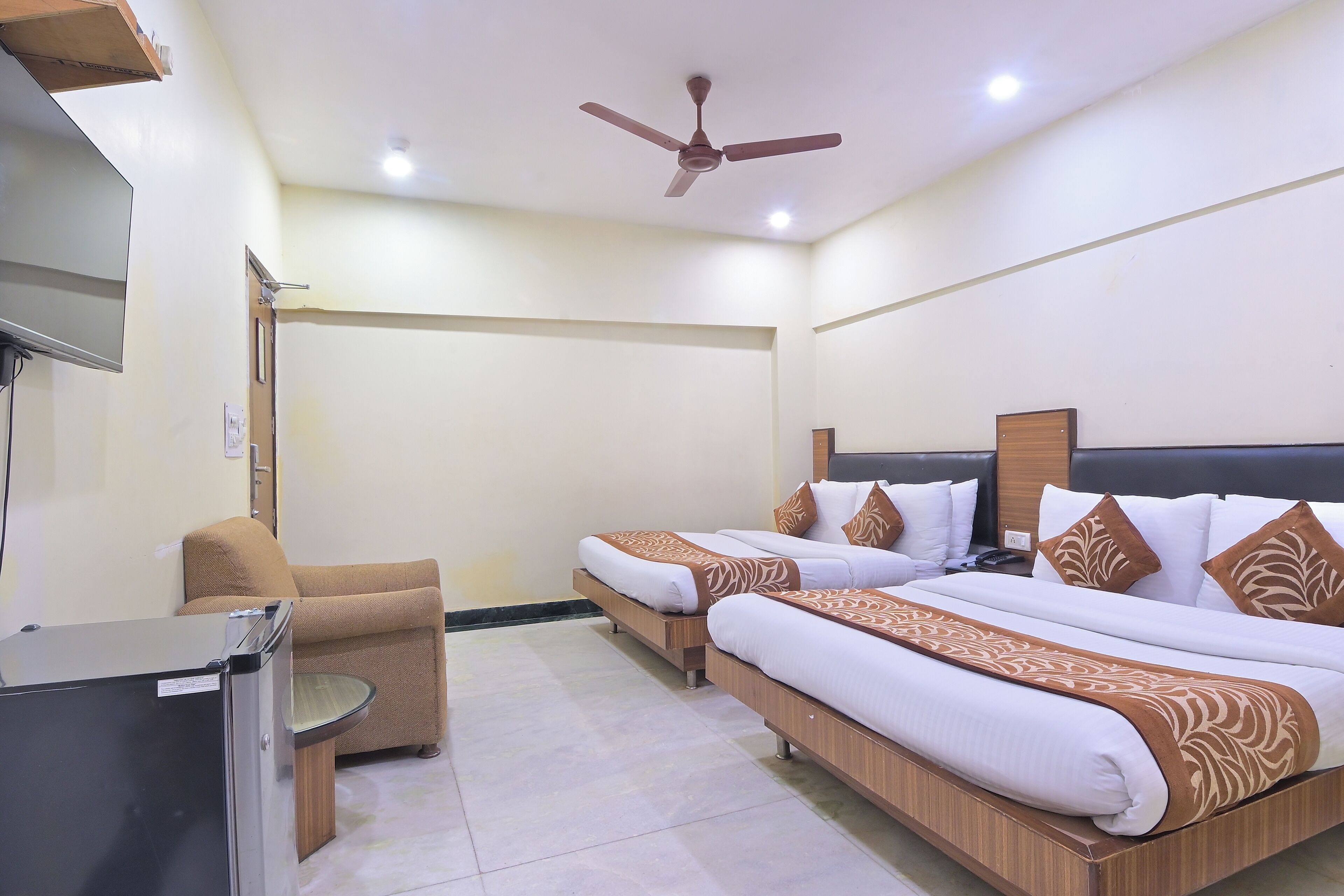Foto - Hotel Hari Piorko Grand - 2 Min from New Delhi Railway Station