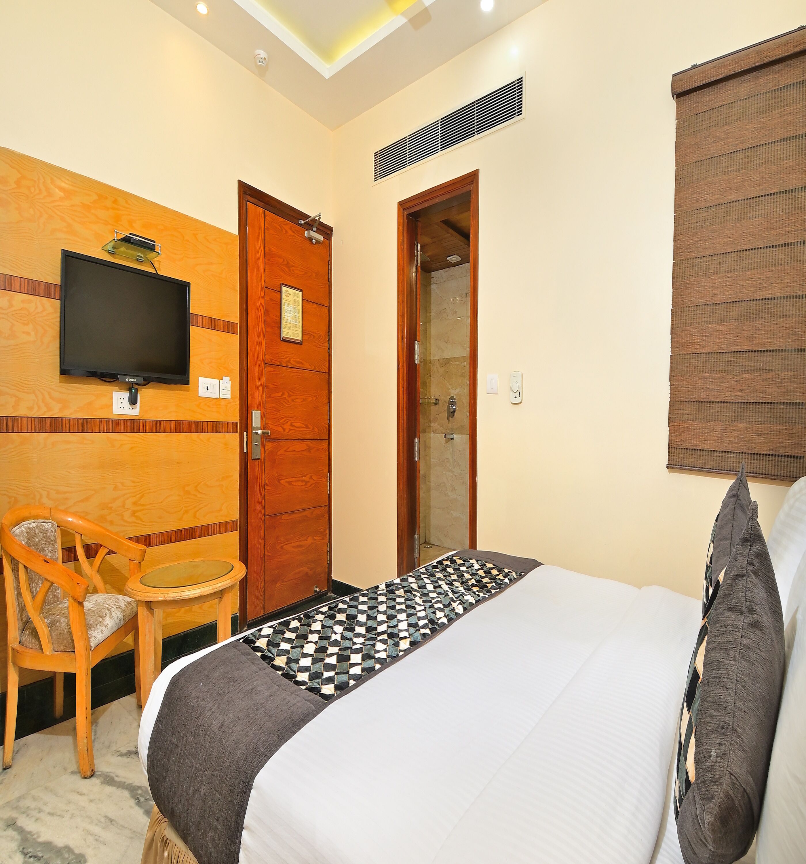 Foto - Hotel Hari Piorko Grand - 2 Min from New Delhi Railway Station