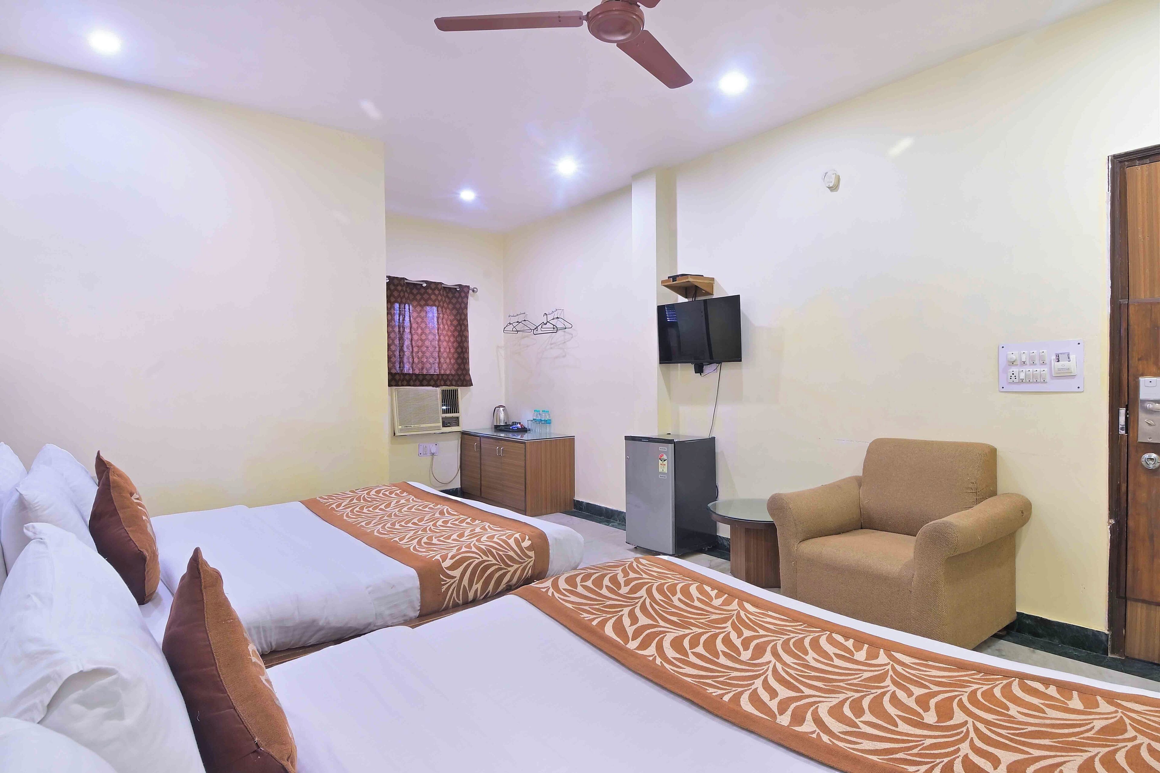 Foto - Hotel Hari Piorko Grand - 2 Min from New Delhi Railway Station