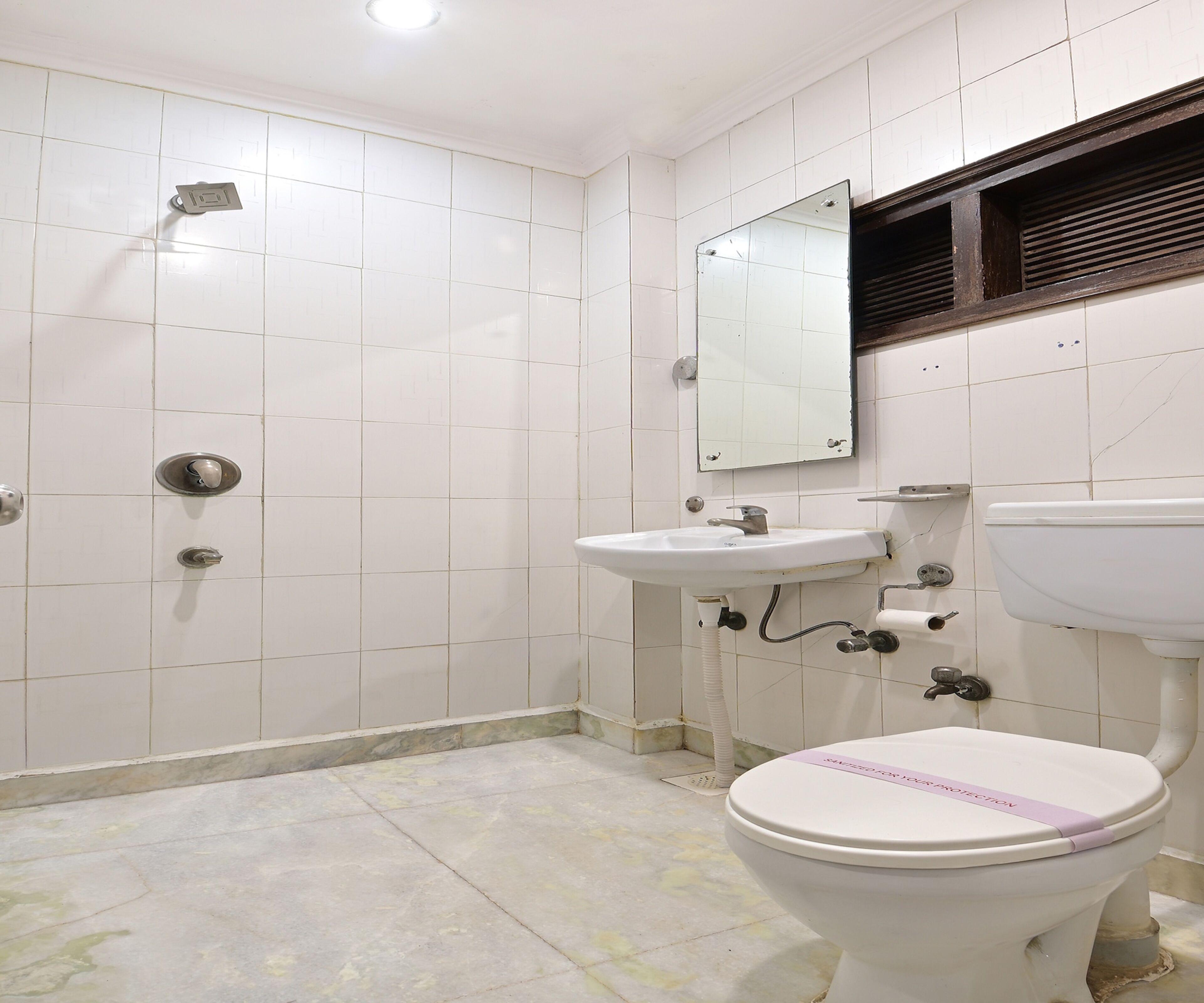 Foto - Hotel Hari Piorko Grand - 2 Min from New Delhi Railway Station