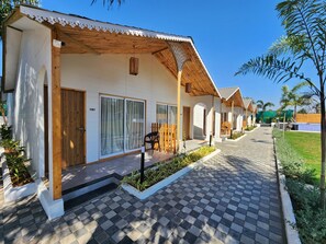 Exterior - VITS Daman Devka Beach (Daman)