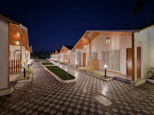 VITS Daman Devka Beach