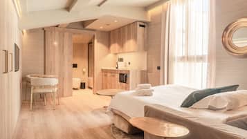 Standaard driepersoonskamer | 1 slaapkamer, luxe beddengoed, donsdekens