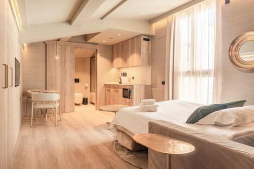 Chambre Triple Standard | Literie de qualité supérieure, couette en duvet d'oie