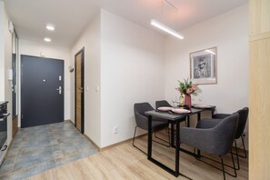Dining - Stylish Studio | Terrace, Air Conditioning, Center (Kraków)