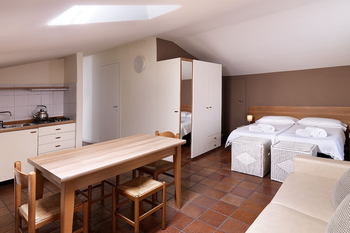 1 habitación, cuna de viaje y wifi gratis 