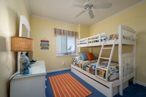 3 bedrooms, iron/ironing board, WiFi
