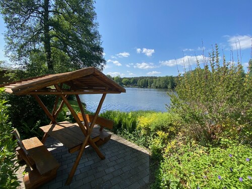 Holiday apartment "Seewohnung" in a holiday home - directly on the lake