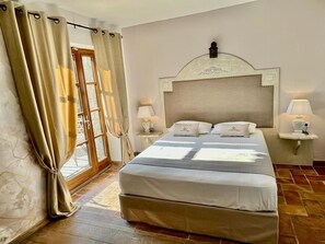 6 habitaciones, wifi, ropa de cama y acceso para silla de ruedas 