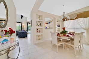 House | Dining room