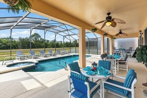 Outdoor pool, sun loungers