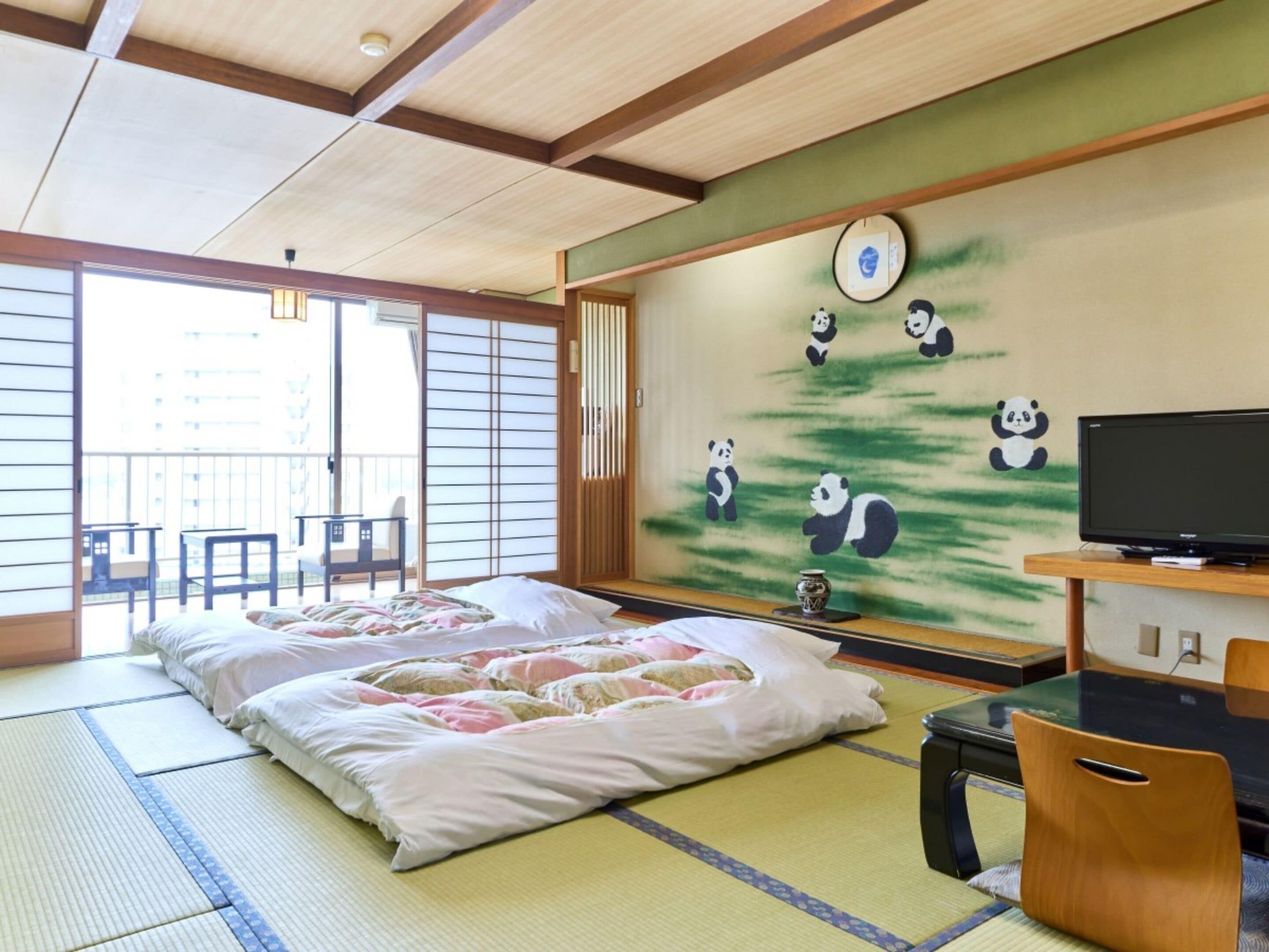 Family Room | Free WiFi, bed sheets