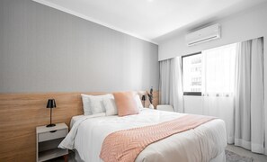 Apartamento 2 Dormitórios Casal | Hypo-allergenic bedding, individually furnished, free WiFi - Charlie Jerônimo da Veiga (São Paulo)