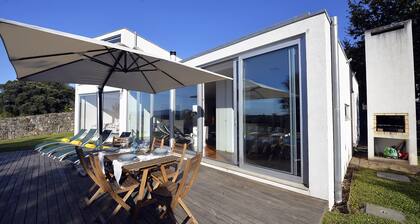 Villa 299 Modern Holiday Villa near Moledo Beach