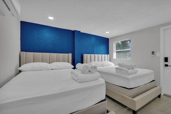 6 chambres, fer et planche à repasser, lit parapluie, Wi-Fi gratuit
