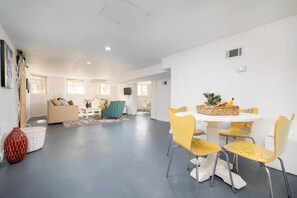 Interior - Northeast Florida Retreat (Jacksonville)