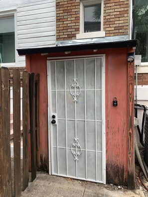 Exterior detail - Northeast Florida Retreat (Jacksonville)