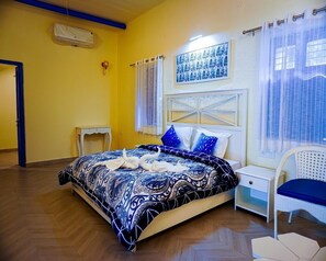 1 bedroom, soundproofing, free WiFi - Mykonos Villa (Varanasi)