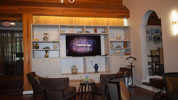 Cocktail bar