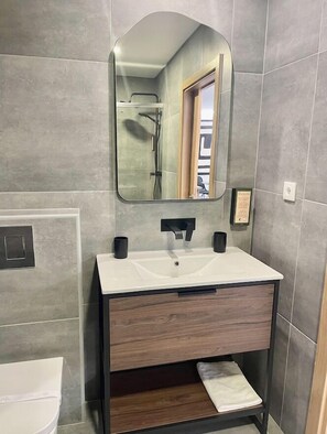 Deluxe-Doppelzimmer | Badezimmer