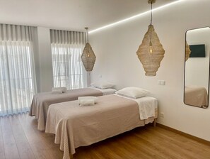 Decoración personalizada y sistema de insonorización