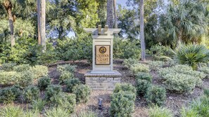 Property grounds - Recently updated with private patio and steps away from the beach (Hilton Head Island)