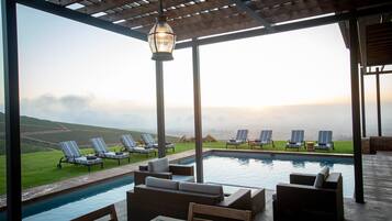 Superior Villa, 4 Bedrooms | Pemandangan dari bilik