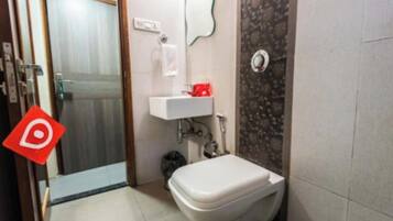 Shower, towels, soap, shampoo