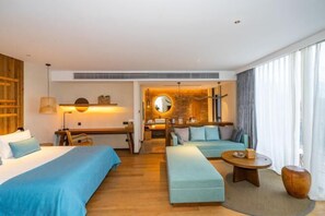 Minibar, individually decorated, laptop workspace, blackout drapes - Wonderland Resort, Hangzhou Jiande, A Tribute Portfolio Resort (Hangzhou)