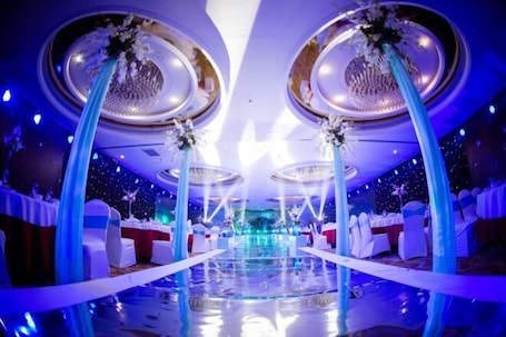 Indoor wedding. Liyuan Hot Spring Hotel
