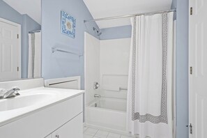 Combined shower/tub, jetted tub
