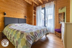 3 chambres, accès au Wi-Fi (inclus)