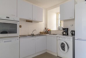 Fridge, microwave, oven, dishwasher