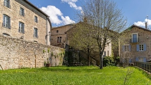 Property grounds - Laurency - Viverols - Gîte (VIVEROLS)