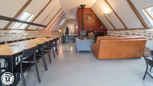 Interior - Domaine des Grottes - Mazoires (MAZOIRES)