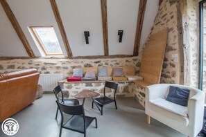 TV - Domaine des Grottes - Mazoires (MAZOIRES)