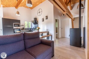 TV - L'atelier - Marat - Gîte (MARAT)