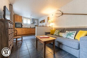 TV - Glycine - Authezat - Gîte (AUTHEZAT)